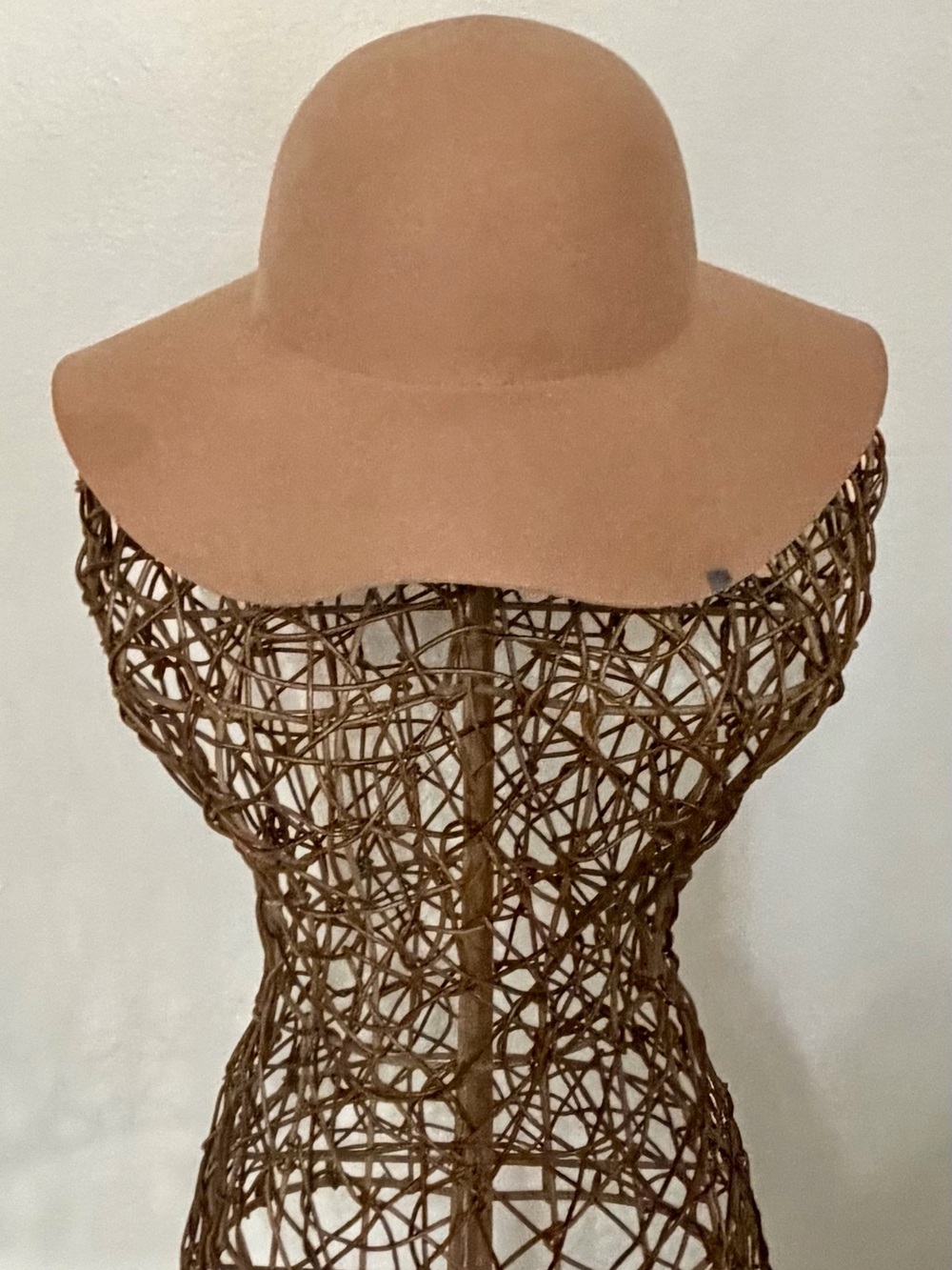 Source Unknown Wide Brim Floppy Hat in Light Brown